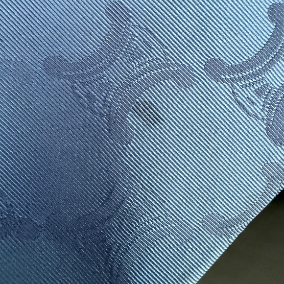 LOT 1711 Celine vintage tie 100% silk - Picture 6 of 9